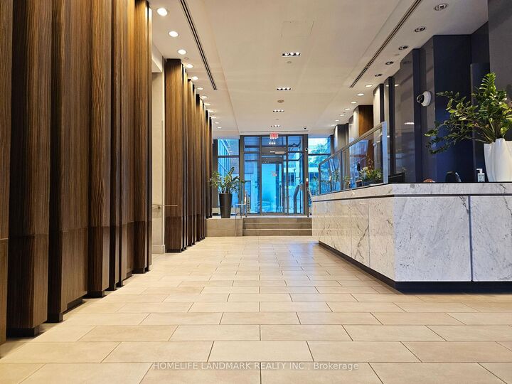 Property Photo:  33 Lombard Street 3301  ON M5C 3H8 