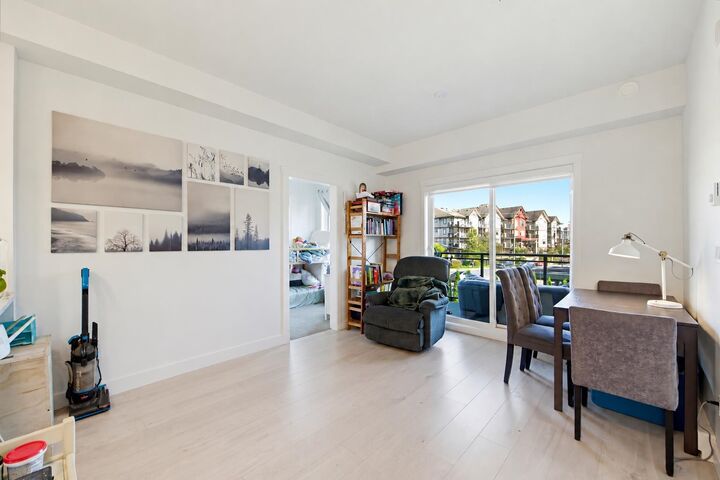 Property Photo: 5504 Brydon Crescent 215 BC V3A 4A4