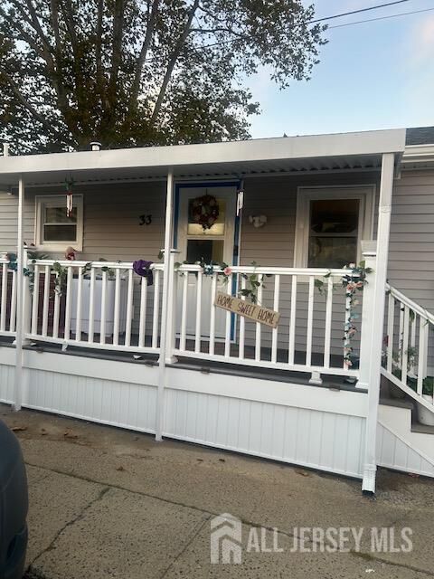 Property Photo:  33 Freddie Avenue  NJ 07001 