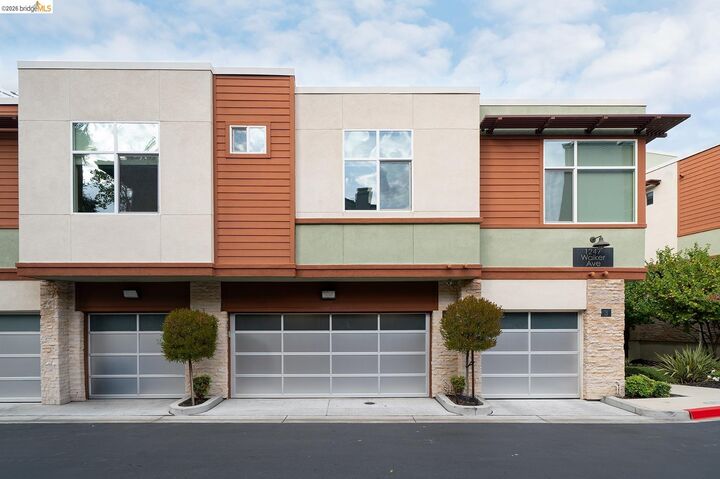 Property Photo:  1247 Walker Ave 2  CA 94596 