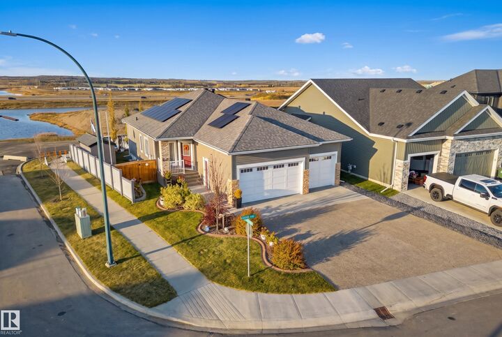 Property Photo:  45 Darby Crescent  AB T7X 0E6 