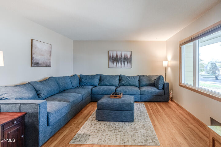 Property Photo:  1321 17th Street  ND 58501 