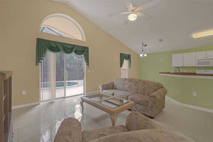 Property Photo: 4700 Cumbrian Lakes Drive FL 34746
