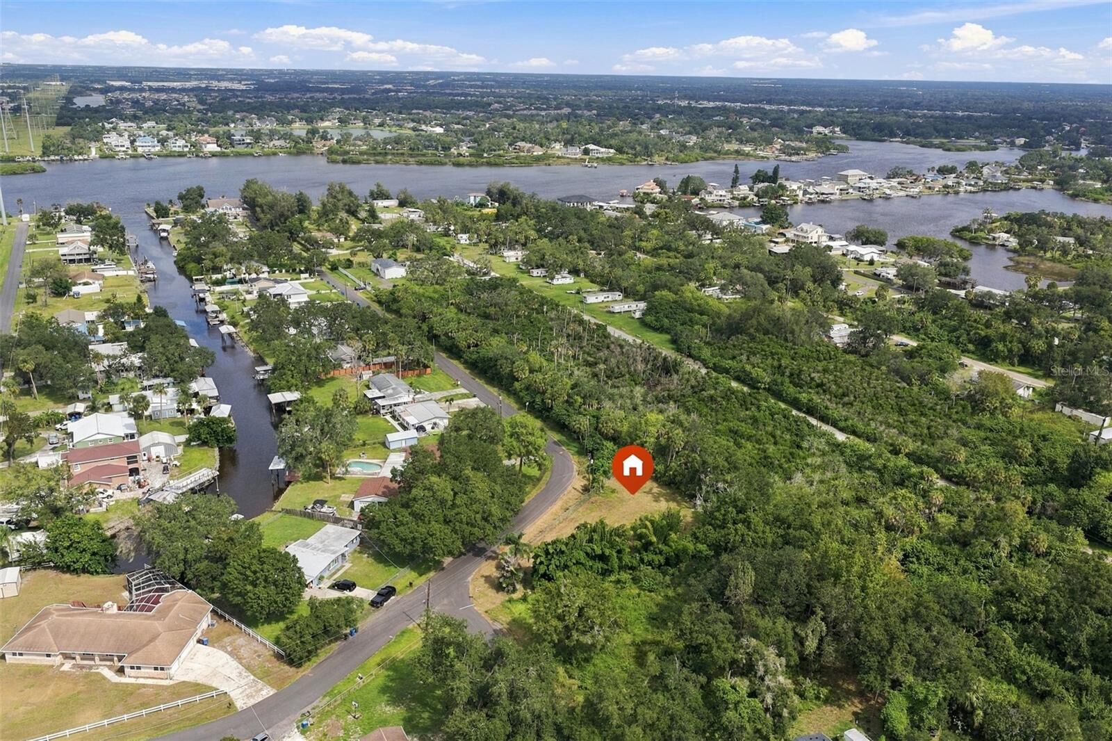 Property Photo:  9938 River Drive  FL 33534 