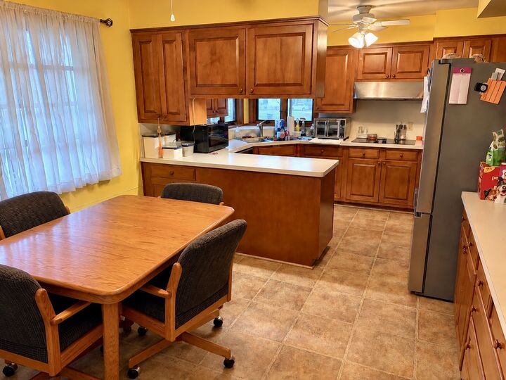 Property Photo:  520 N Quincy Street  IL 61727 