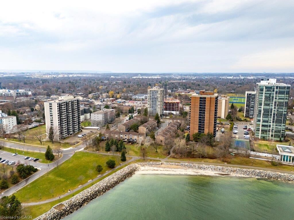 Property Photo:  2263 Marine Drive 301  ON L6L 5K1 