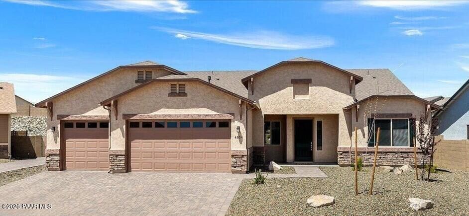 Property Photo:  4954 N Combs Court  AZ 86314 
