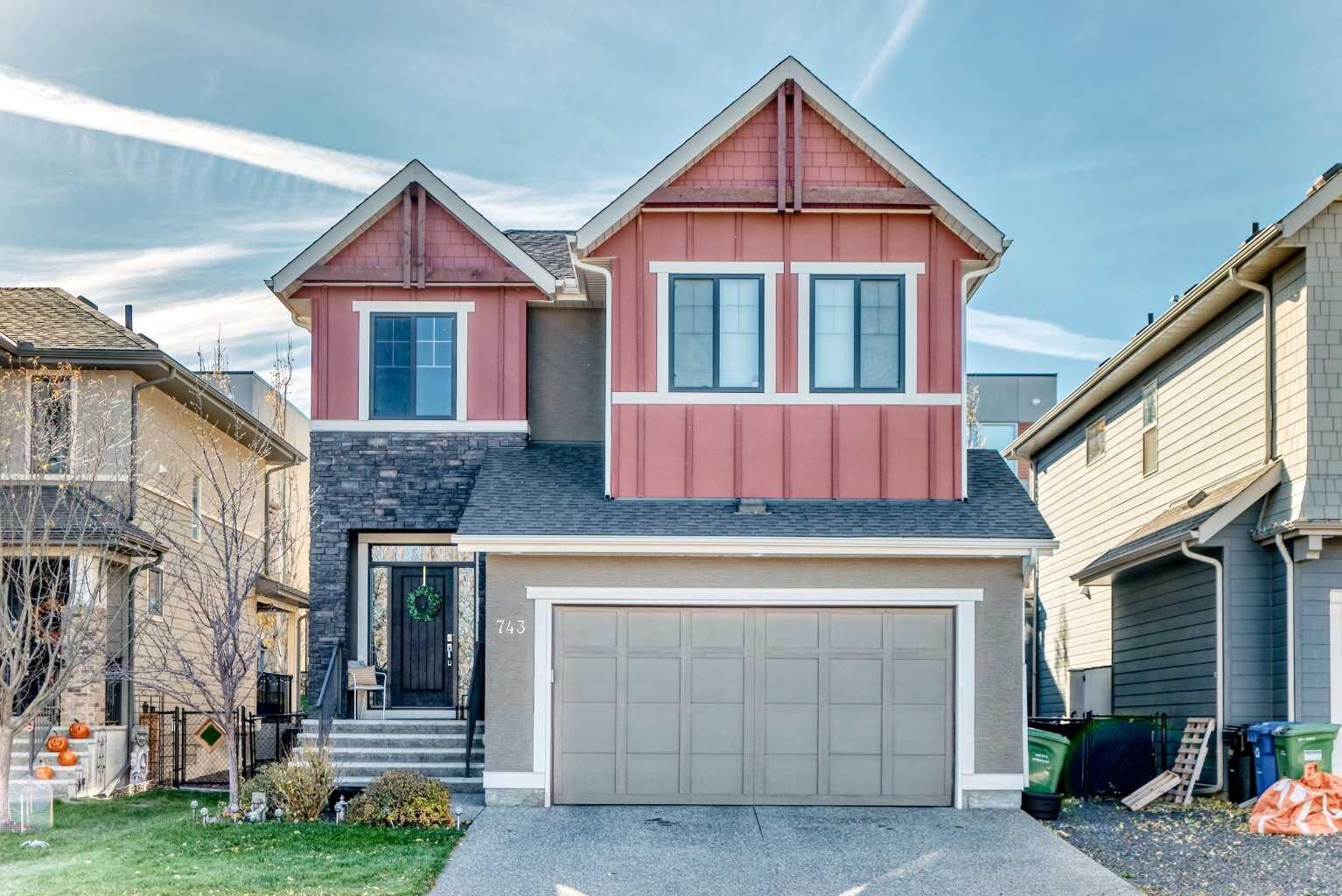 Property Photo:  743 Shawnee Drive SW  AB T2Y 1V6 