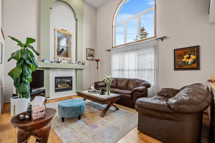 Property Photo:  108 Citadel Circle NW  AB T3G 4C1 