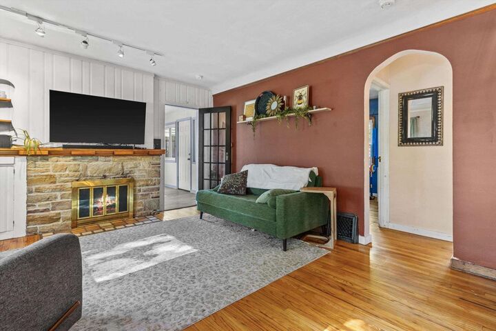 Property Photo:  1103 Sherman Avenue  WI 53545 