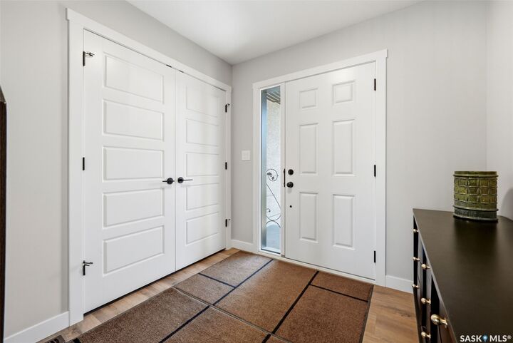 Property Photo:  715 3rd Avenue  SK S0G 3Z0 