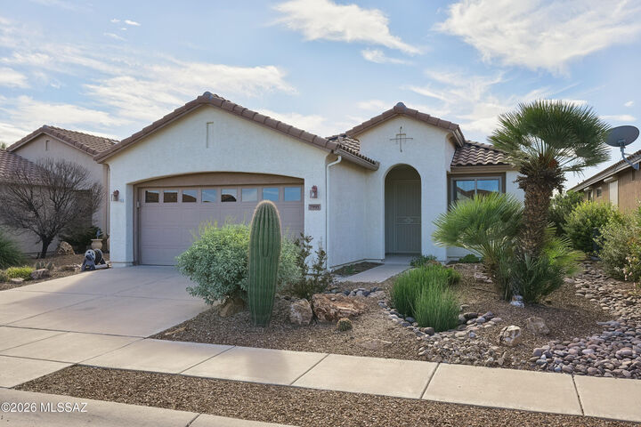 Property Photo: 7995 W Morning Light Way AZ 85743