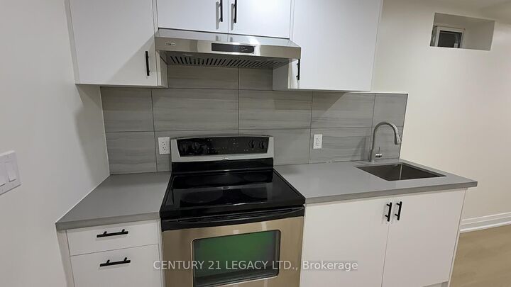 Property Photo:  935 Catskill Drive Lower  ON L1J 8J9 