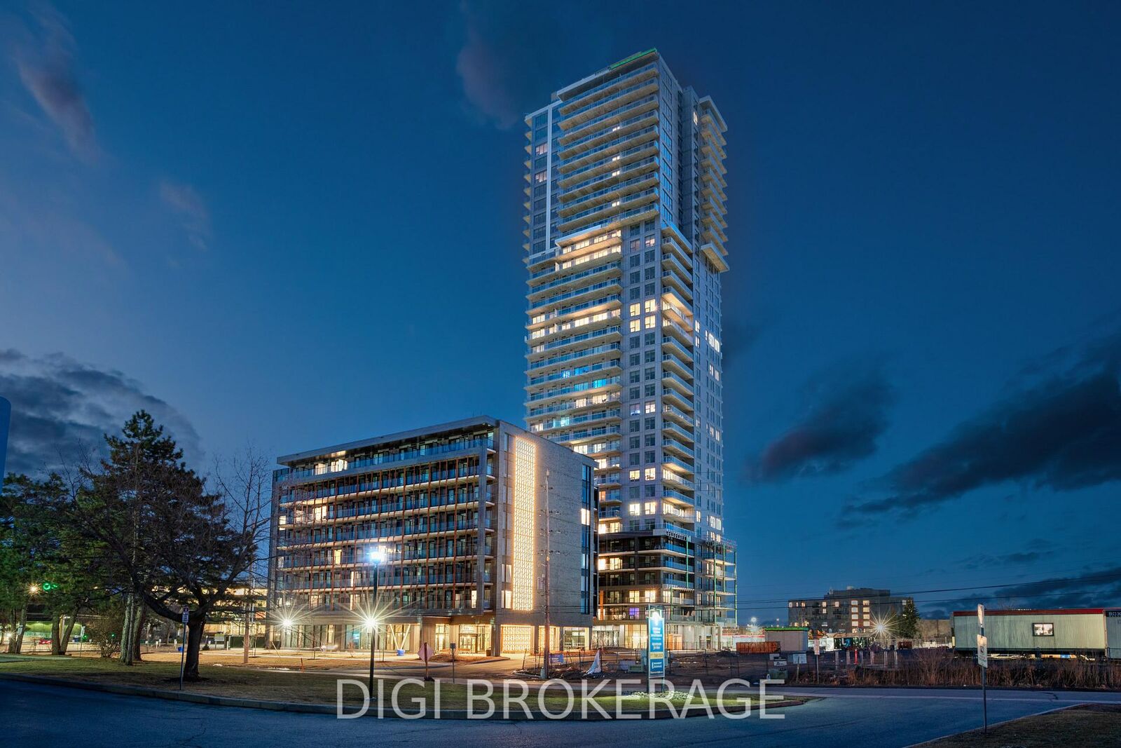 Property Photo:  1240 Cummings Avenue 1307  ON K1J 0E3 