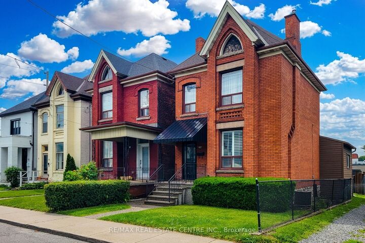 Property Photo:  244 Hughson Street N  ON L8L 4M3 