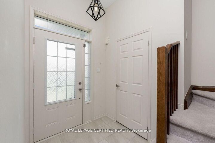 Property Photo:  25 Elliot Street E 2  ON N1M 0H6 