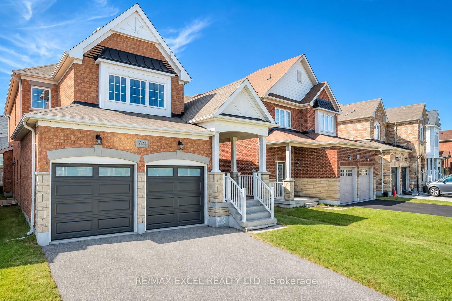 Property Photo:  1624 Frolis Street  ON L1K 0L6 
