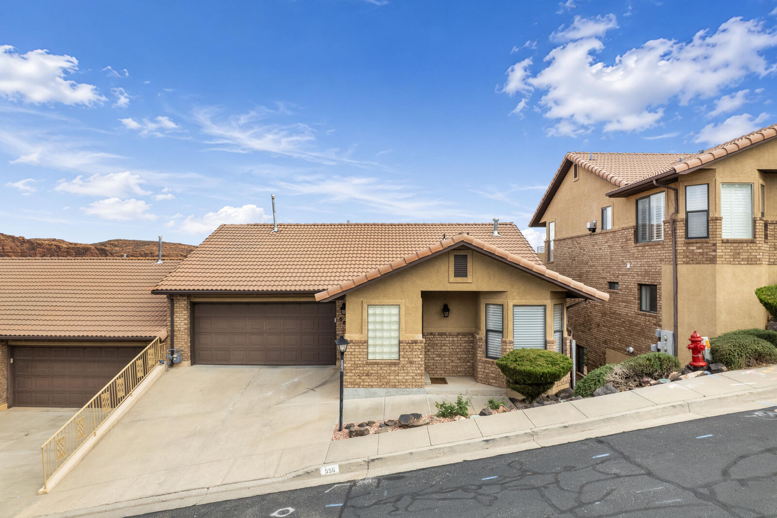 Property Photo:  556 N Ridgecrest Cir  UT 84770 