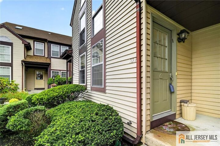Property Photo:  22 James Buchanan Drive 22F  NJ 08831 
