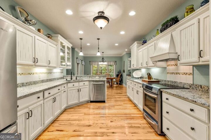 Property Photo: 200 Plantation Lane GA 30513