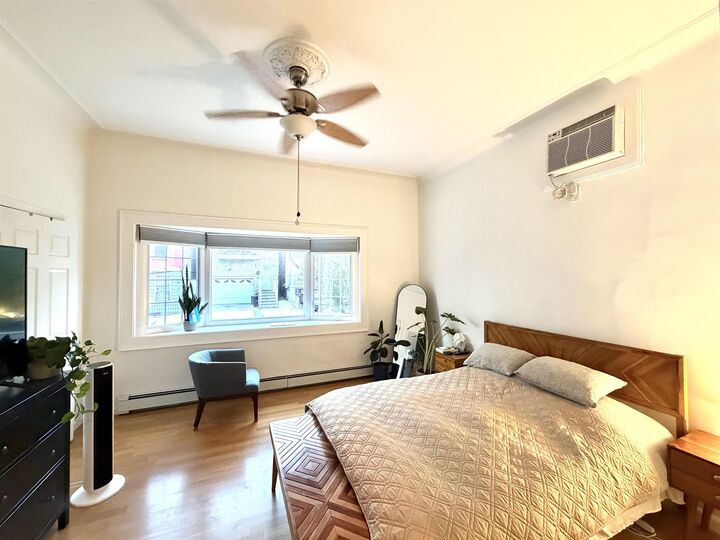 Property Photo:  265-267 Cambridge Ave 1  NJ 07307 