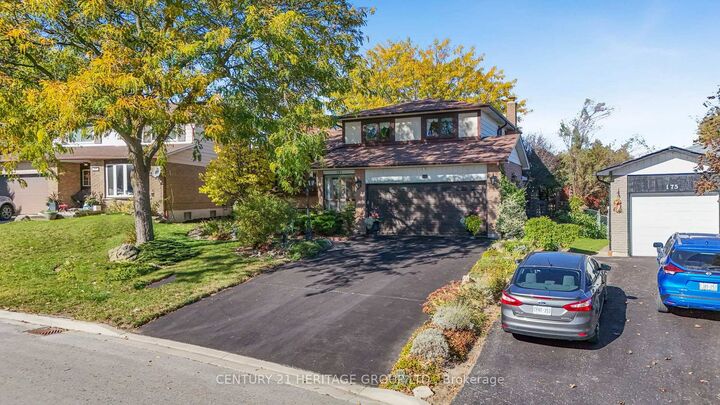Property Photo:  171 Lee Avenue  ON L3Z 1A8 