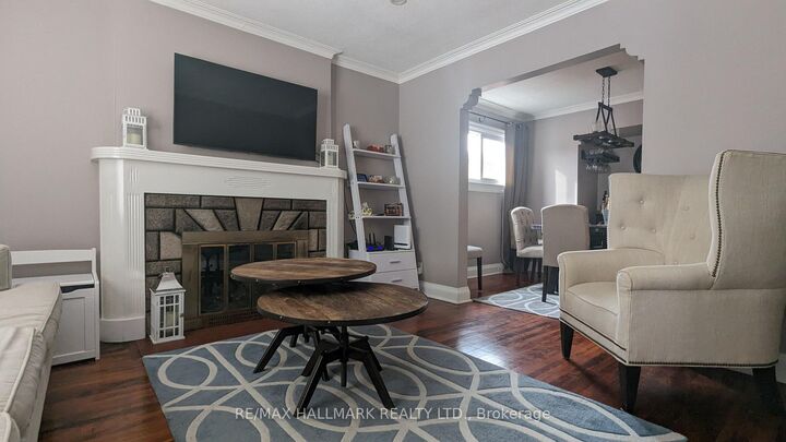 Property Photo:  342 Whitmore Avenue  ON M6E 2N4 