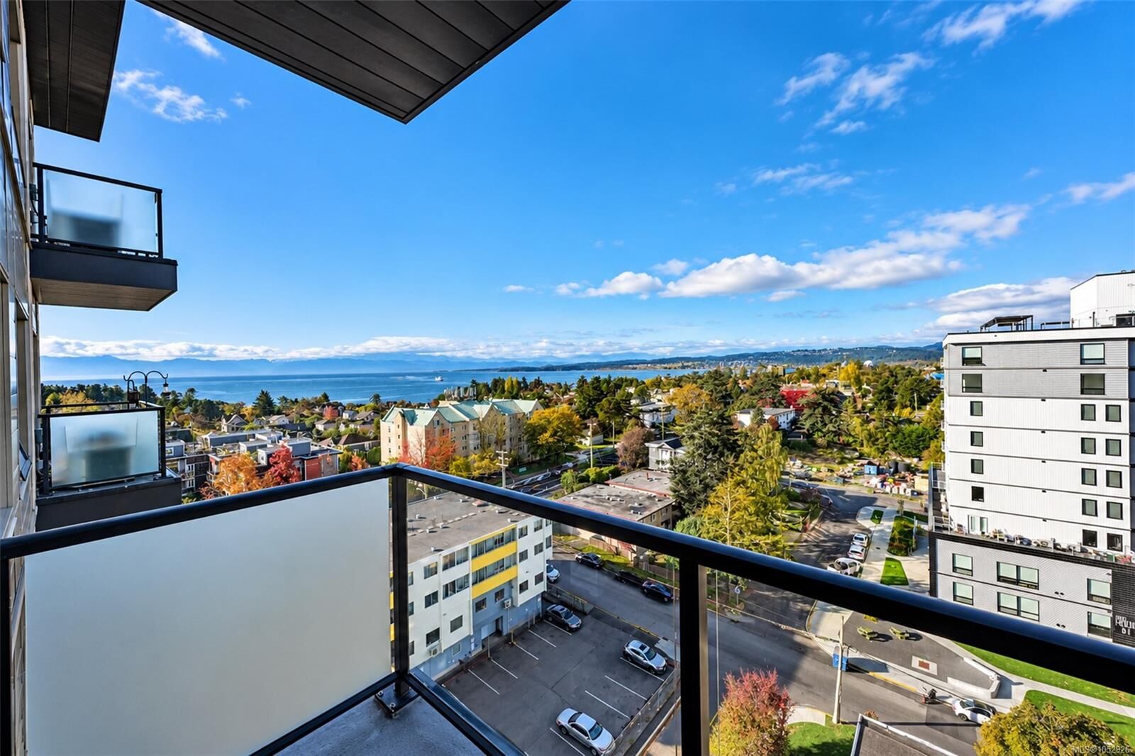 Property Photo:  622 Admirals Rd #907  BC V9A 2N7 