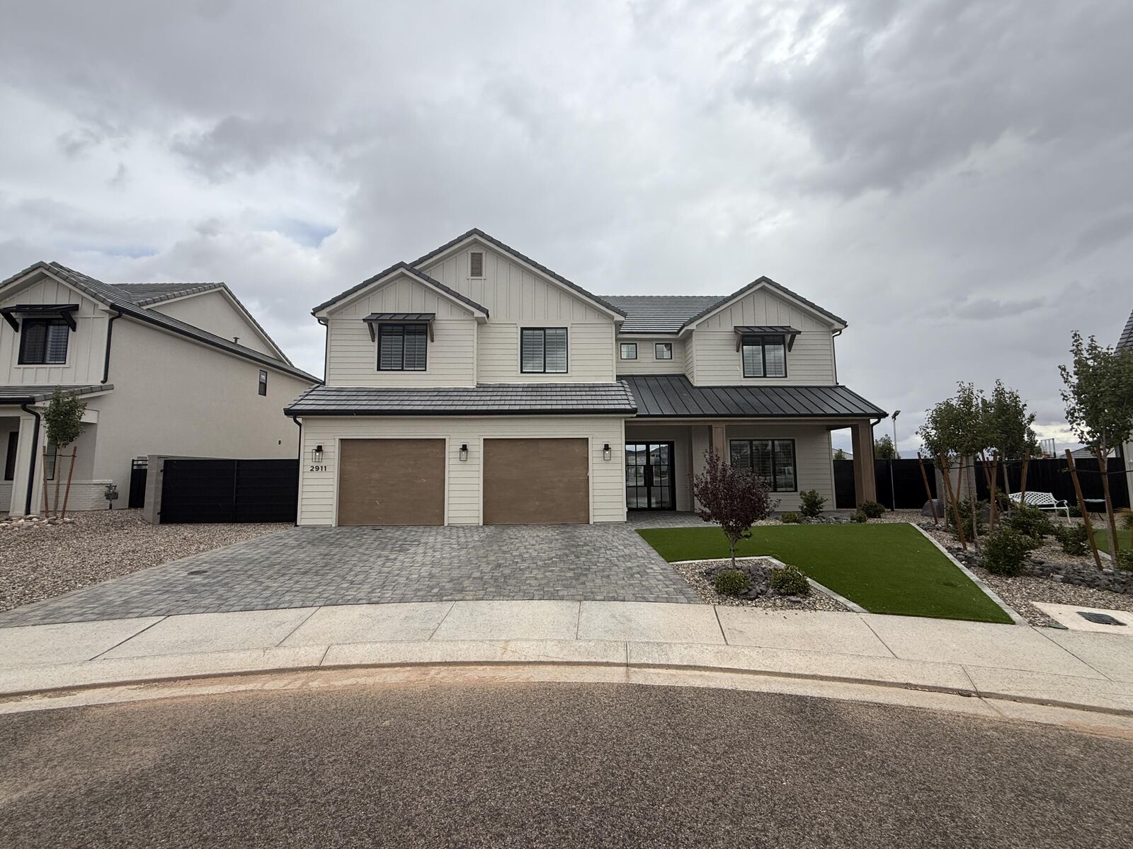 Property Photo:  2911 E Yavin Way  UT 84790 