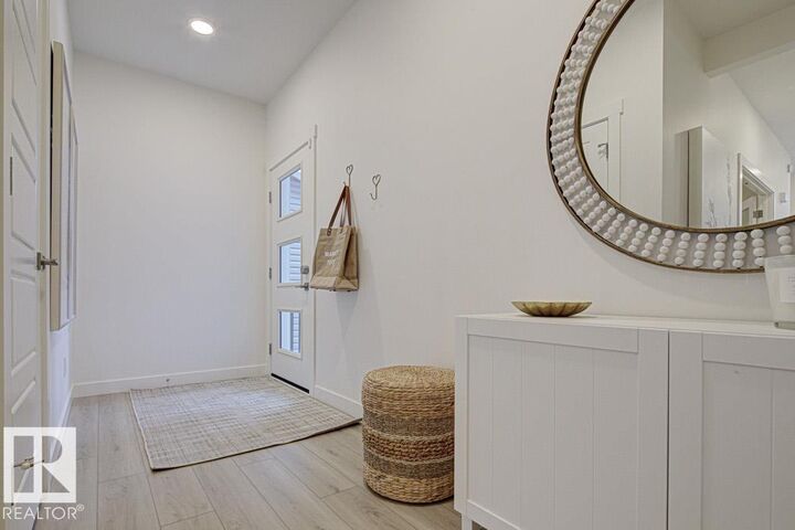 Property Photo: 6260 179 Avenue NW AB T5Y 4L9