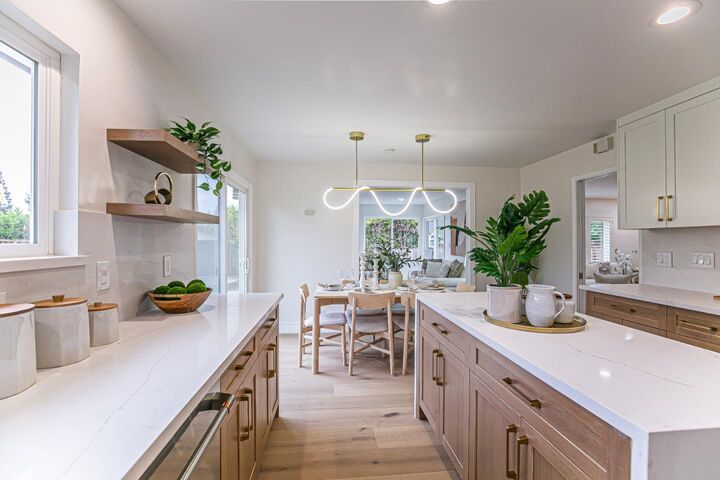 Property Photo: 19787 Oakhaven Drive CA 95070