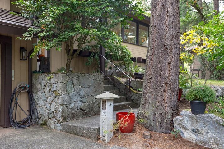 Property Photo: 1043 Pondwood Lane BC V8X 4S6