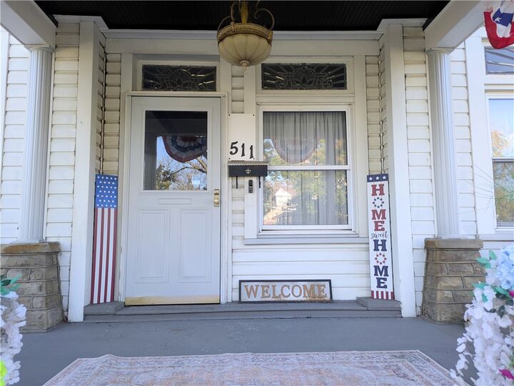 Property Photo:  511 Loucks Ave  PA 15683 