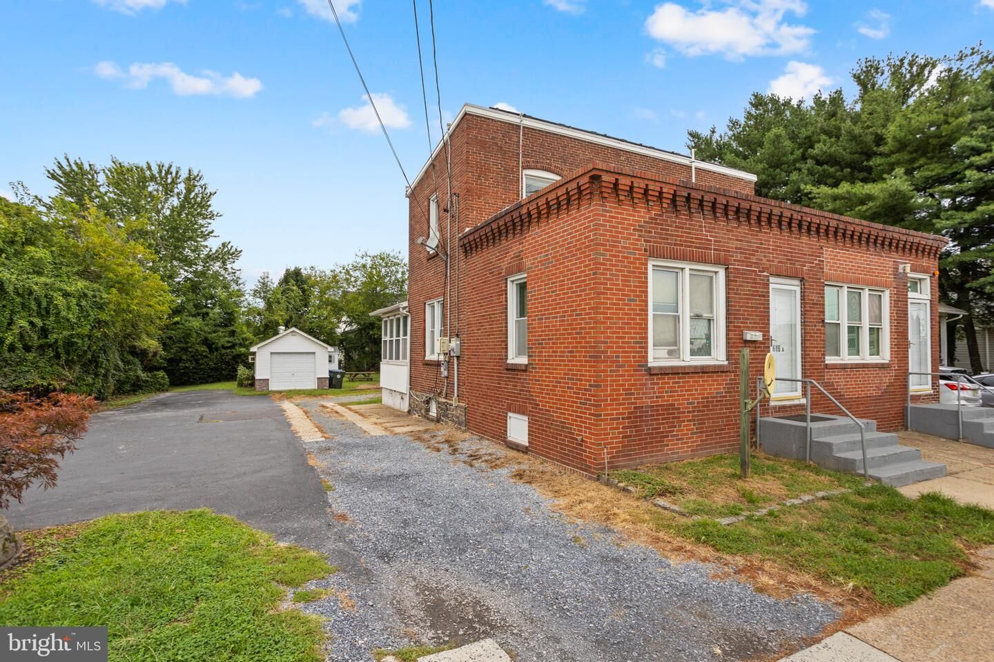 Property Photo:  616 Route 130  NJ 08016 