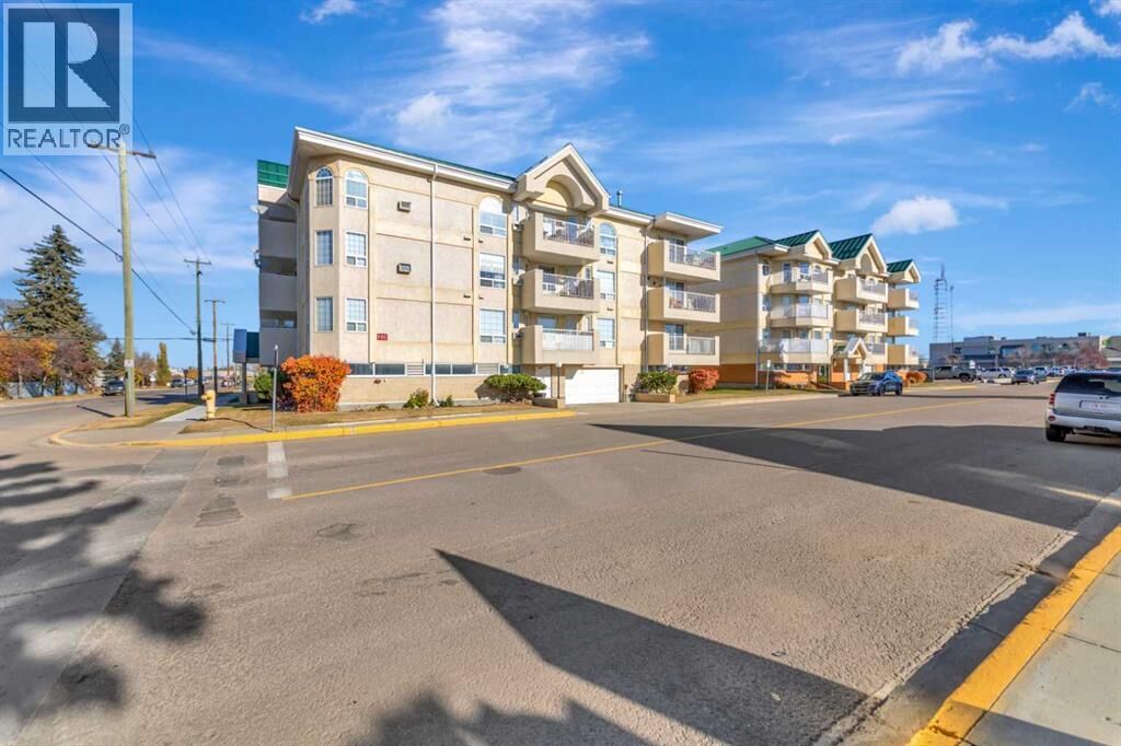 Property Photo:  5120 49 Street  AB T9V 0K4 
