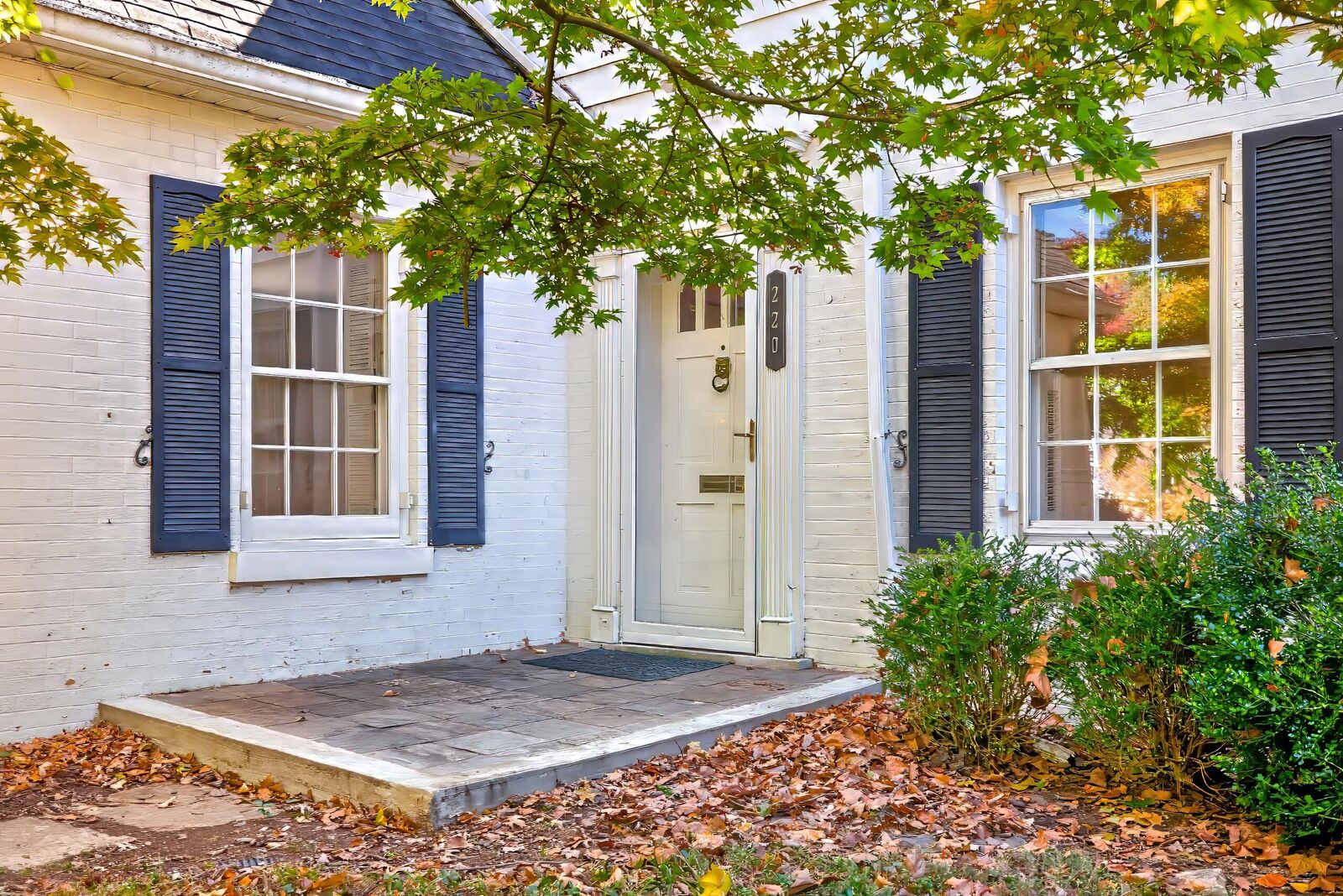 Property Photo: 220 Chenault Road KY 40502