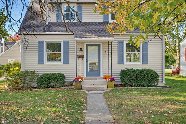 Property Photo: 402 Constitution Avenue PA 18055