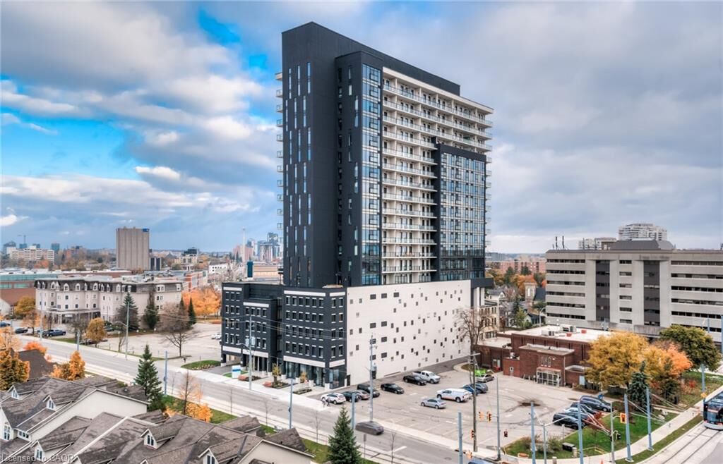 Property Photo: 181 King Street S 1612 ON N2J 0E7