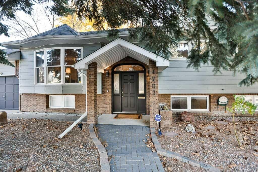 Property Photo:  1703 Lakeside Road S  AB T1K 3G7 