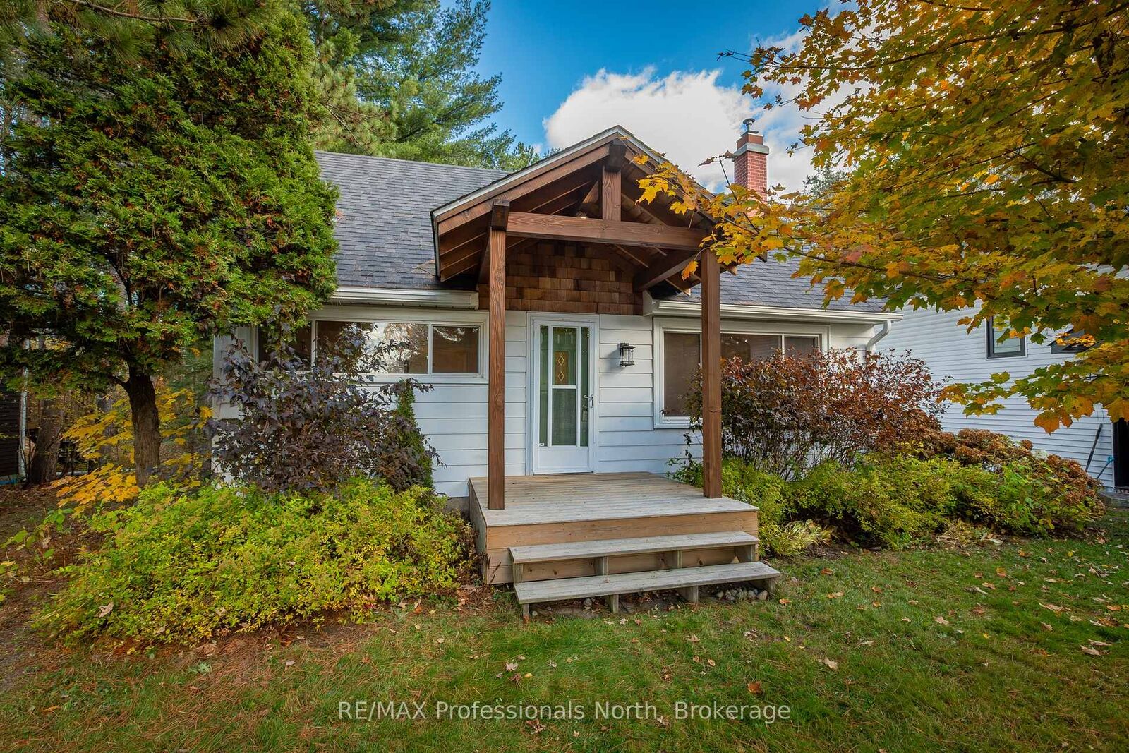 Property Photo: 51 Gouldie Street ON P1H 1M4