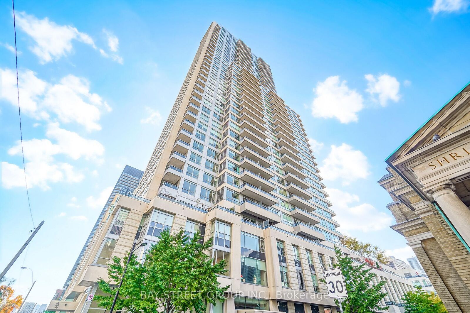 Property Photo:  500 Sherbourne Street 2005  ON M4X 1L1 