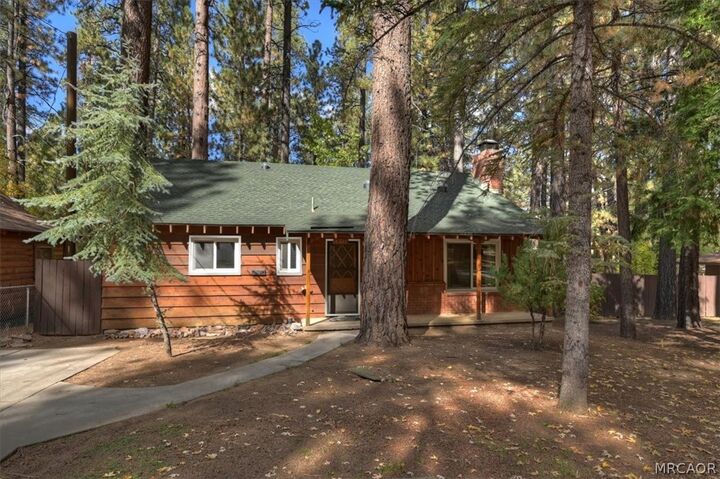 Property Photo: 41632 Comstock Lane CA 92315