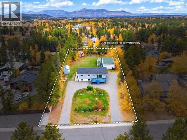 Property Photo: 29 10th Avenue YT Y1A 4H3