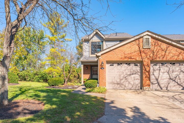 Property Photo:  2884 Chaise Lane  OH 45039 