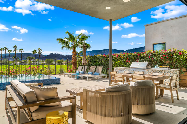 Property Photo: 4384 Arcada Street CA 92262