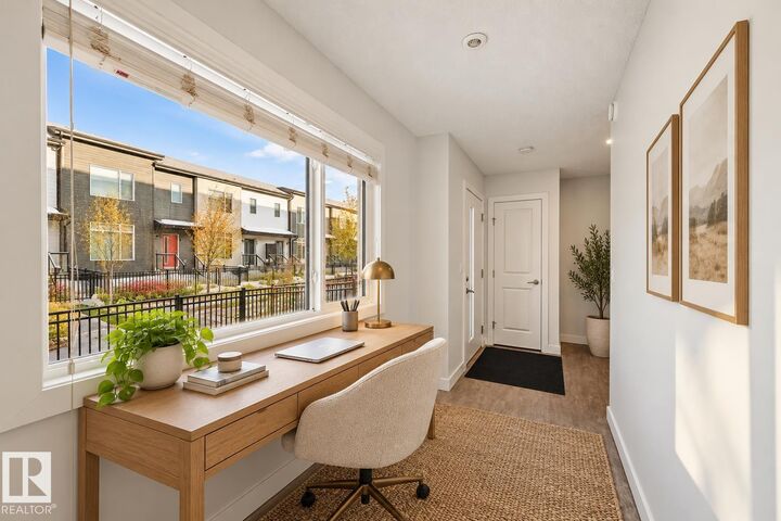 Property Photo:  804 Welsh Drive SW 54  AB T6X 1Y8 