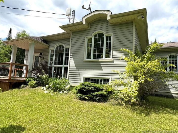Property Photo:  386 Martin Street  NB E7E 1R1 