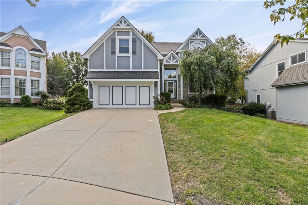 Property Photo:  8009 W 144th Place  KS 66223 