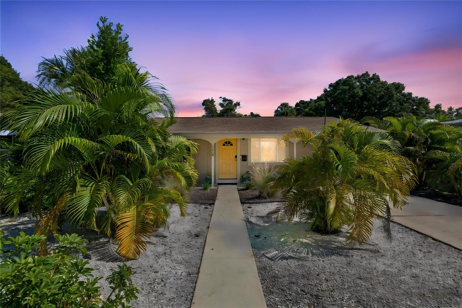 Property Photo:  2326 44th Street S  FL 33711 