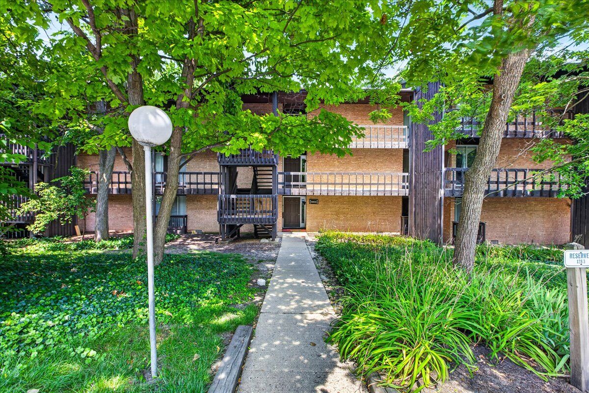 Property Photo:  5603 Lakeside Drive 3C  IL 60532 